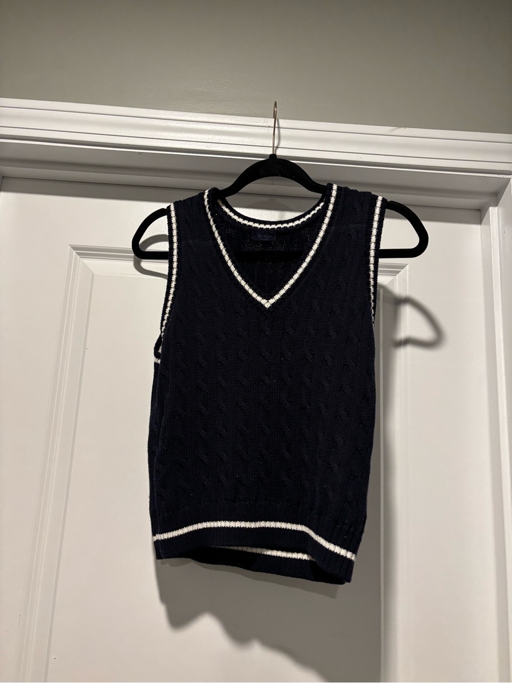 Brandy Melville John Galt Navy Blue & White Striped Cable Knit Sweater Vest S